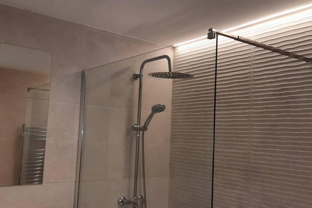 Apartamentos Milan 2 Ов'єдо Екстер'єр фото