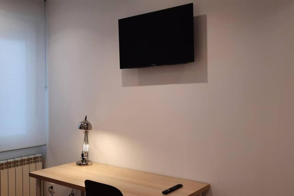 Apartamentos Milan 2 Ов'єдо Екстер'єр фото