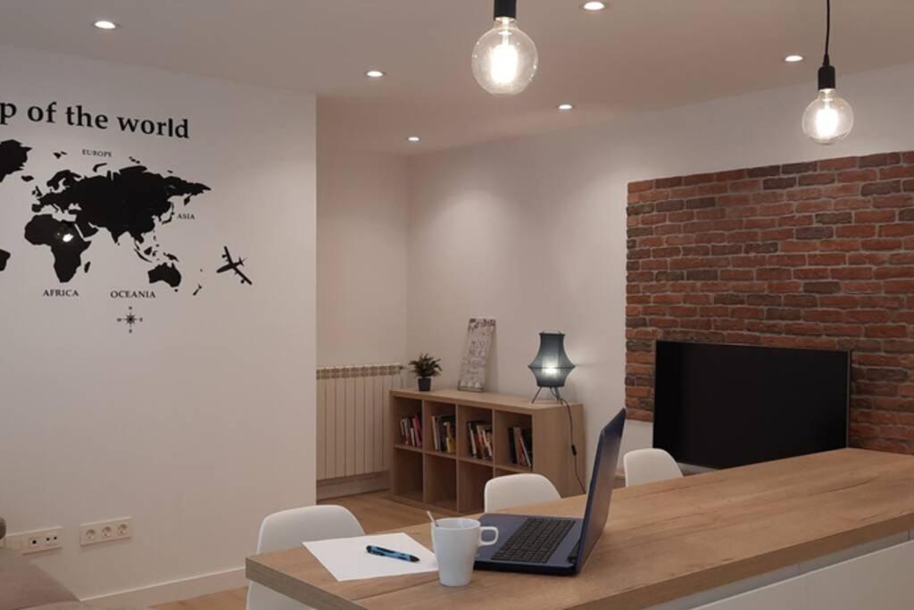 Apartamentos Milan 2 Ов'єдо Екстер'єр фото