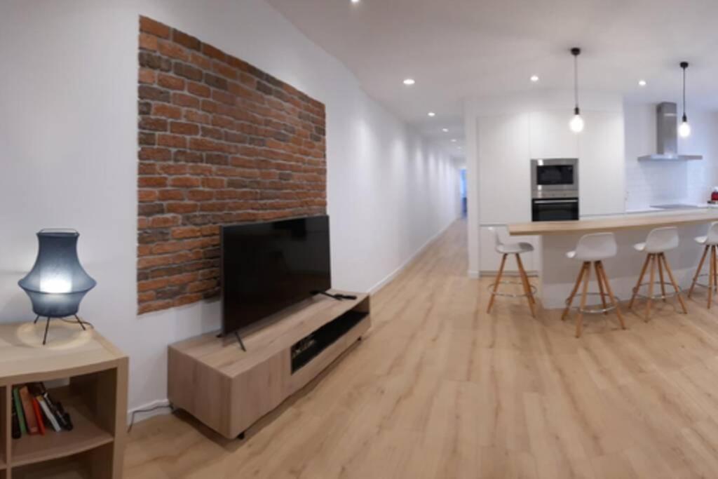 Apartamentos Milan 2 Ов'єдо Екстер'єр фото